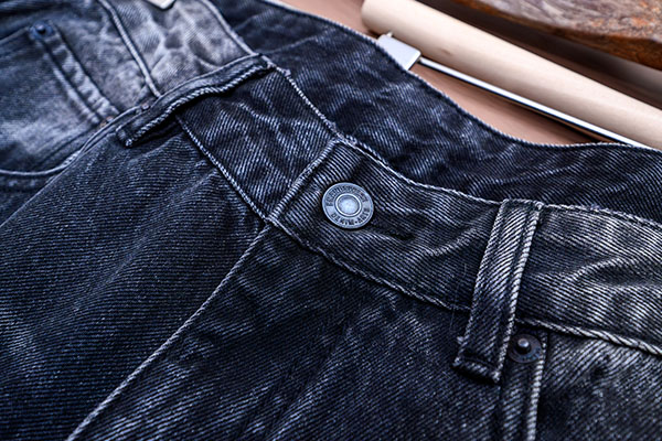 Gunmetal buttons with embossed logo details